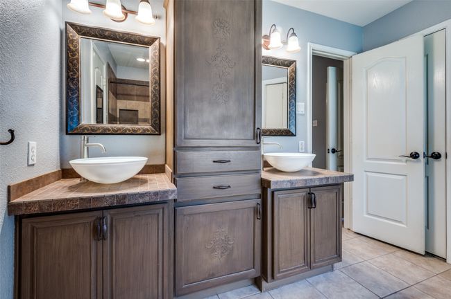 6431 Peak View Ct, House other with 3 bedrooms, 2 bathrooms and null parking in Midlothian TX | Image 18