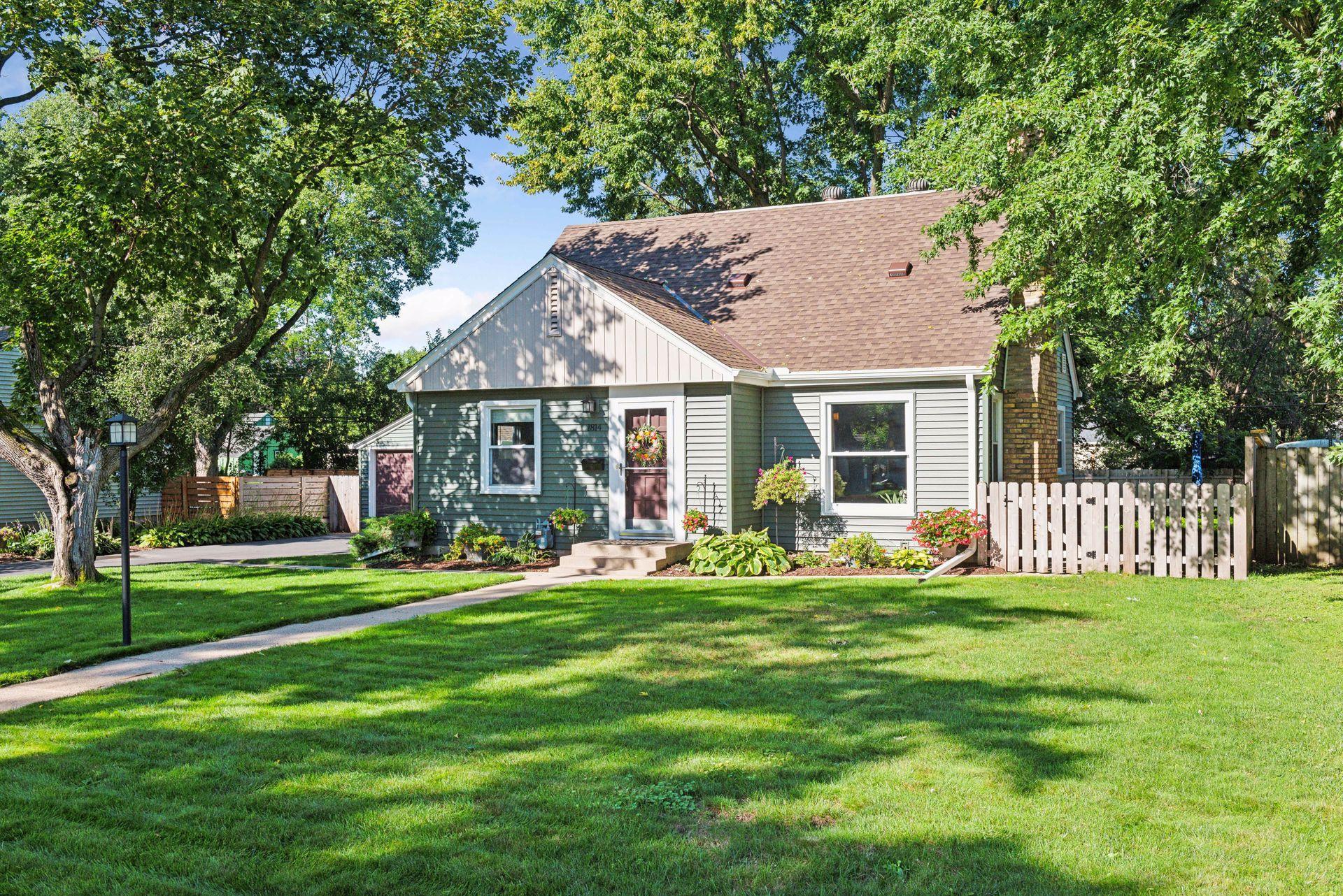 Dakota Ave, Minneapolis, MN 55416