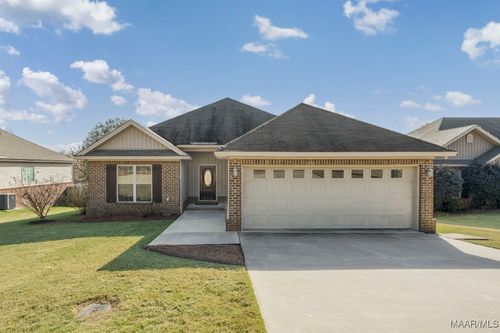 137 Serene Ln, Wetumpka, AL, 36093-3185 | Card Image
