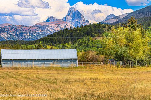 80 Alta Meadows Rd, Alta, WY, 83414 | Card Image