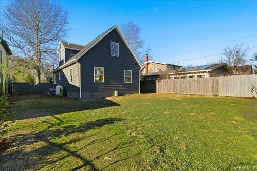 336 2nd Street Street, Southold, NY, 11944 | Card Image