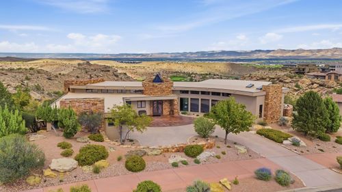 339 W Ridges Blvd, Grand Junction, CO, 81507-1784 | Card Image