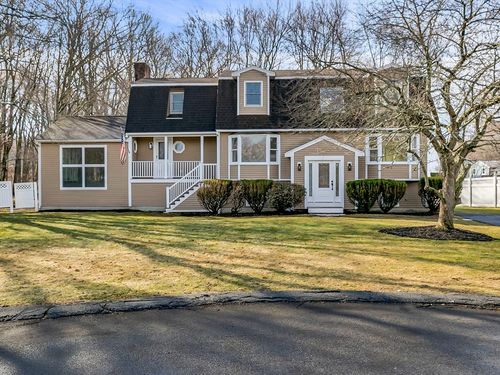 3 Balfour Ct, Haverhill, MA, 01835-8254 | Card Image