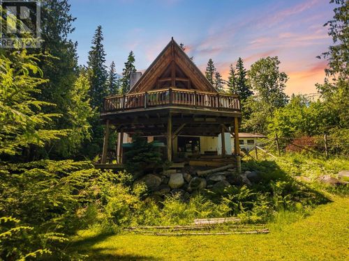 16246 Wadds Rd, Crawford Bay, BC, V0B1E0 | Card Image