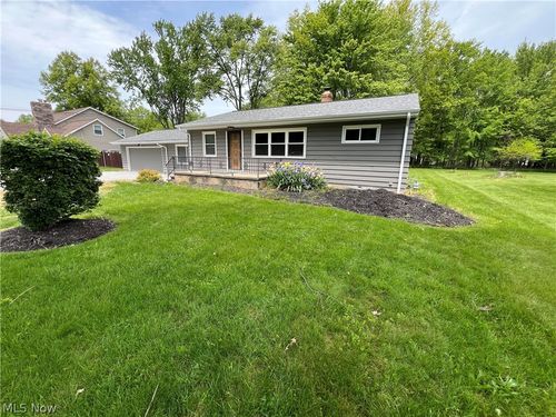 25716 Westwood Rd, Westlake, OH, 44145-4720 | Card Image