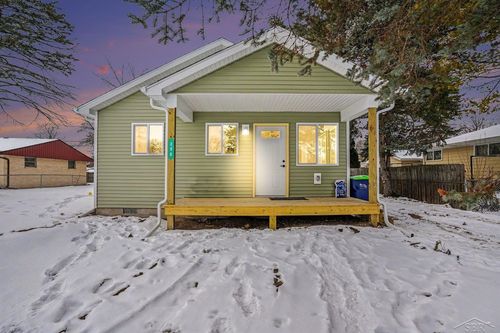 220 S Sherman Street, Bay City, MI, 48708 | Card Image
