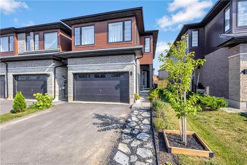 29 Bellhouse Ave, Brantford, ON, N3T0T7 | Card Image