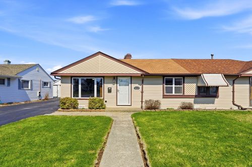 4638 W 89th Pl, Hometown, IL, 60456-1041 | Card Image