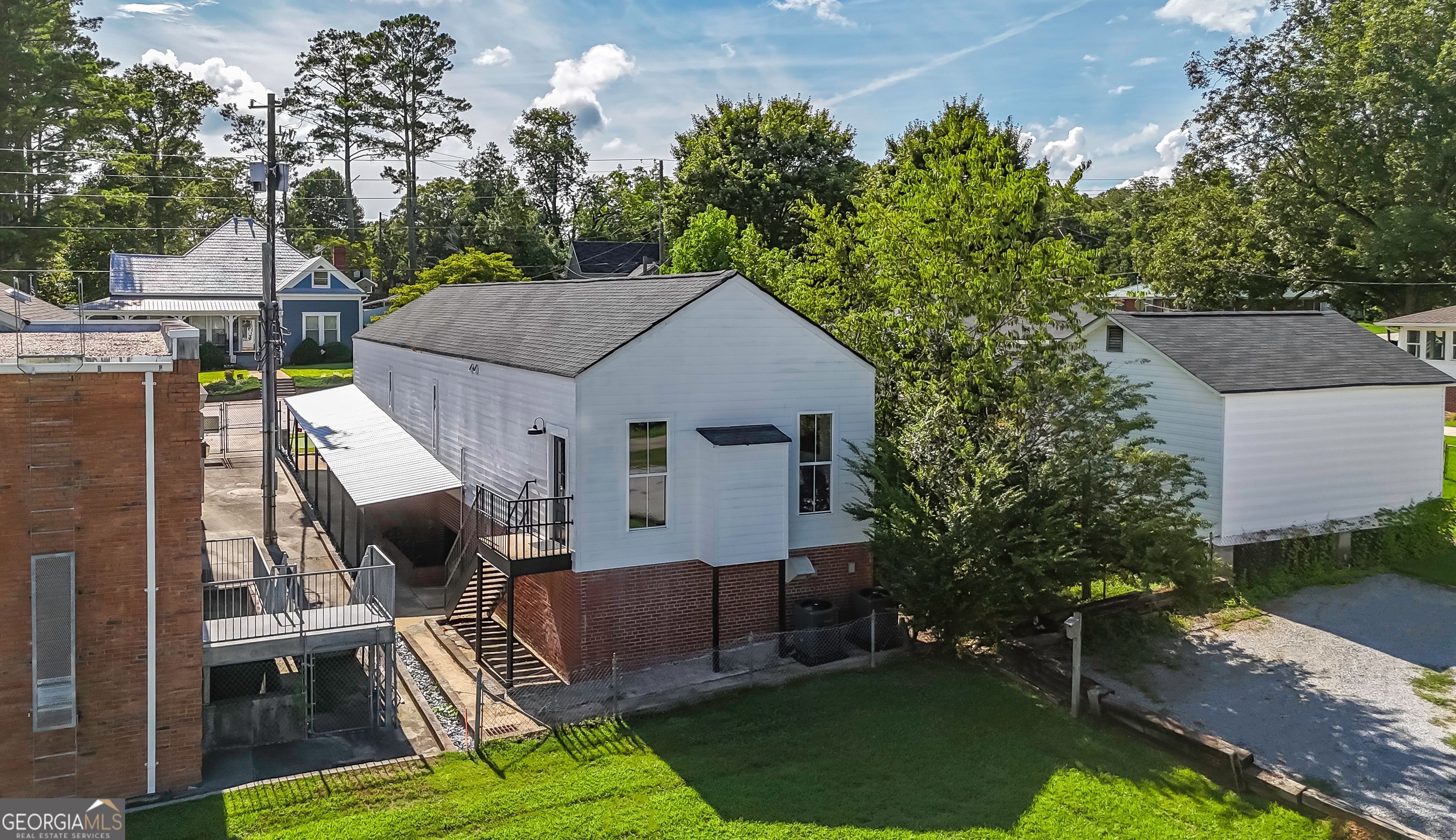 3635 Business 27, Buchanan, GA 30113