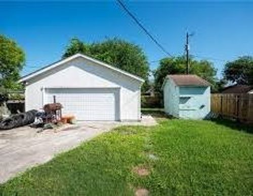 b-618 Louisiana Avenue, Corpus Christi, TX, 78404 | Card Image