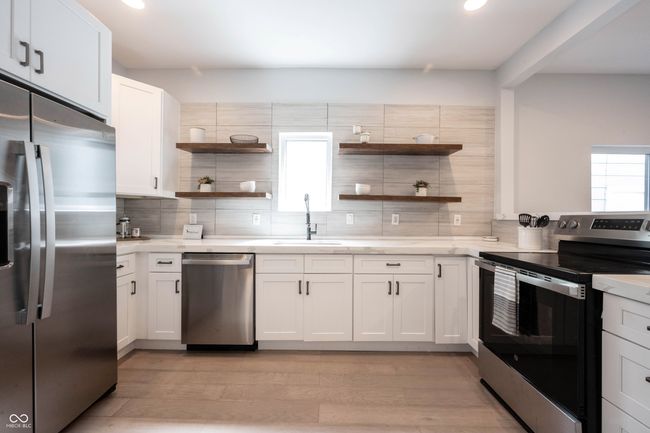 722 E Minnesota St, House other with 3 bedrooms, 2 bathrooms and null parking in Indianapolis IN | Image 13