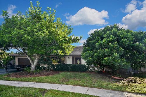 476 Sw 169th Ter, Weston, FL, 33326 | Card Image