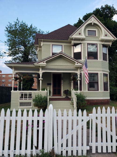 299 Union Ave, West Haven, CT, 06516-4530 | Card Image