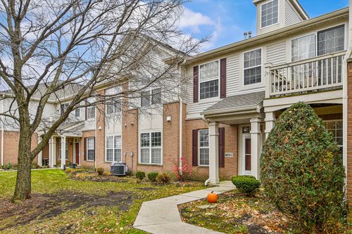 unit-g-8815 Concord Ln, Justice, IL, 60458-1994 | Card Image