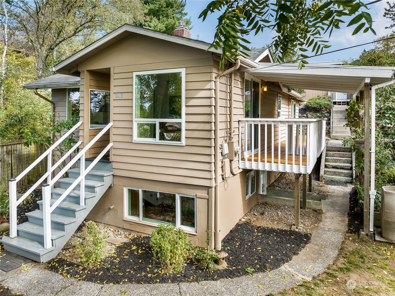 14th Ave, Seattle, WA 98106