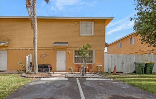 265-265 Ne 12th Ave, Homestead, FL, 33030-6274 | Card Image