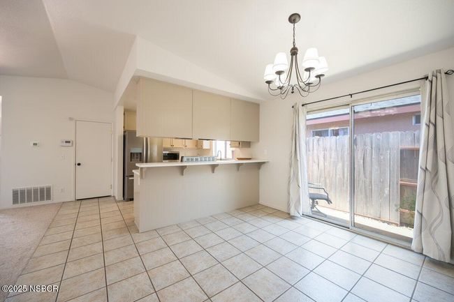 Dining Room 2 (2) | Image 8