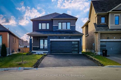 9 Julia St, Hagersville, ON, N0A1H0 | Card Image