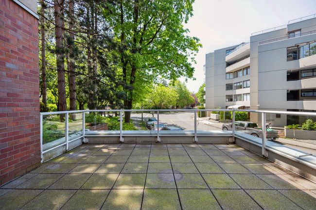 207 - 522 Moberly Rd, Condo with 2 bedrooms, 2 bathrooms and 1 parking in Vancouver BC | Image 32
