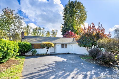 14260 110th Ave Ne, Kirkland, WA, 98034-4481 | Card Image