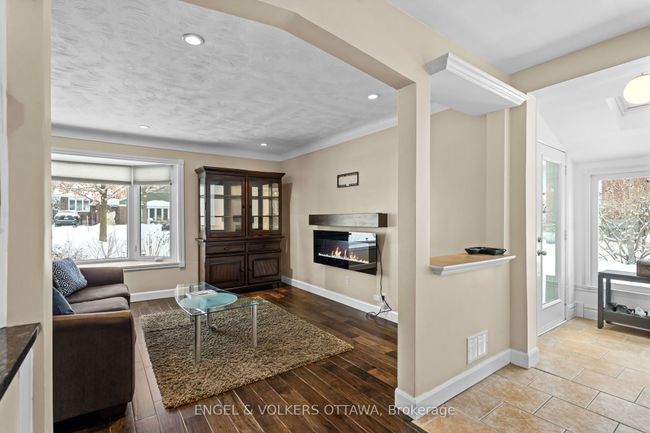 797 Hamlet Rd, House other with 2 bedrooms, 2 bathrooms and 2 parking in Ottawa ON | Image 6