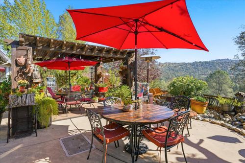 32583 River Knolls Rd, Coarsegold, CA, 93614-8638 | Card Image