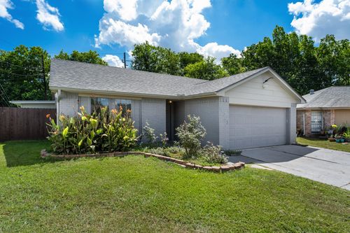 11763 Cliveden Dr, Houston, TX, 77066-4620 | Card Image