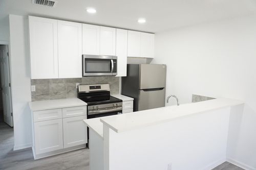 2-1173 W 28th Street, Riviera Beach, FL, 33404 | Card Image