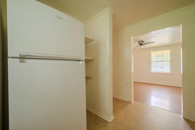 1005 Center St, House other with 3 bedrooms, 2 bathrooms and null parking in Wharton TX | Image 17