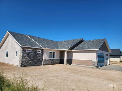 2143 Caribel Street, House other with 4 bedrooms, 2 bathrooms and 3 parking in Twin Falls ID | Image 2