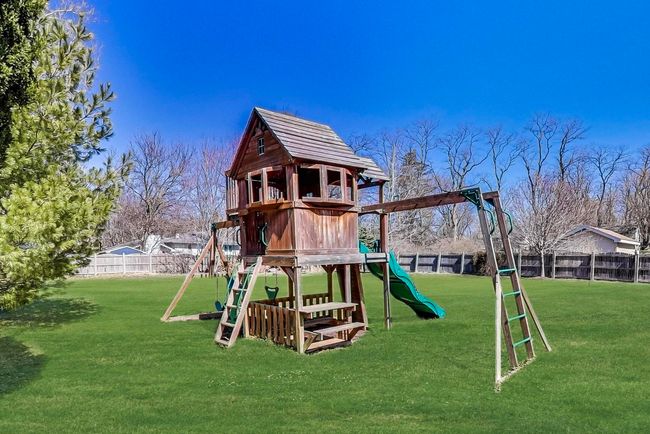 1432 63 Rd St, House other with 5 bedrooms, 3 bathrooms and 2 parking in Downers Grove IL | Image 45