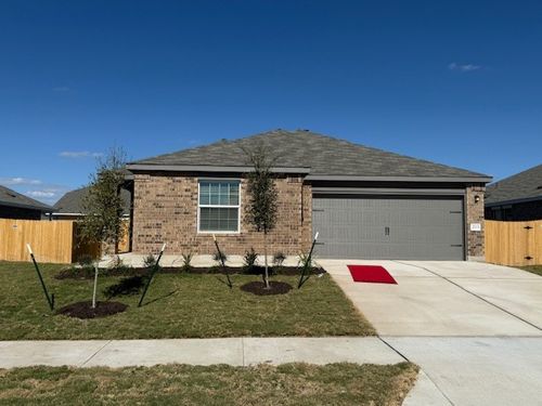 203 Donnington Dr, Hutto, TX, 78634-2761 | Card Image