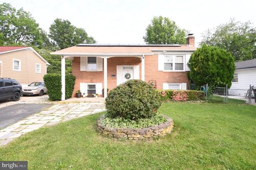 111 Spring St, GAITHERSBURG, MD, 20877-1921 | Card Image