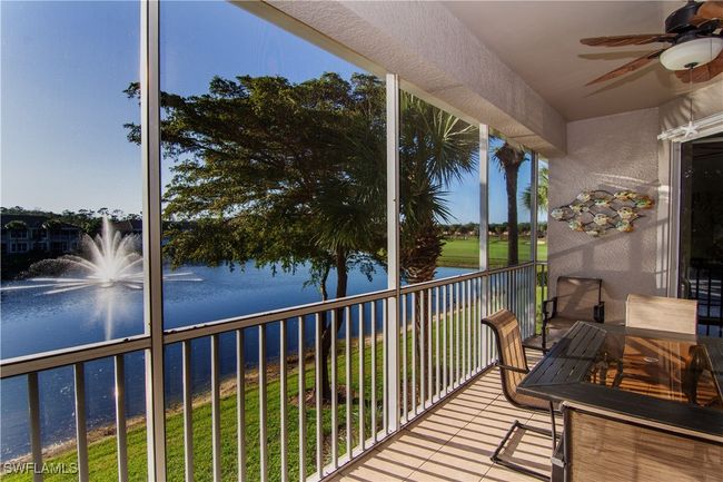 Sparkling waterviews from every window. | Image 21