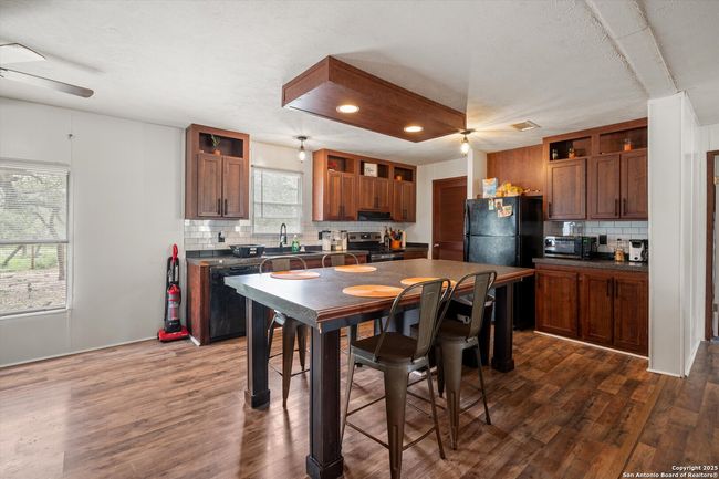 157 County Road 6816, House other with 4 bedrooms, 2 bathrooms and null parking in Natalia TX | Image 13