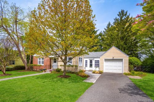 4 Grove St, Dobbs Ferry, NY, 10522-2307 | Card Image