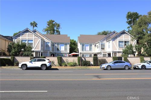 11747 Moorpark St, Studio City, CA, 91604-2146 | Card Image