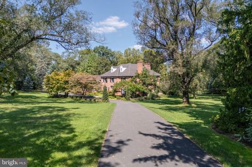 1593 Saucon Valley Rd, BETHLEHEM, PA, 18015-5259 | Card Image