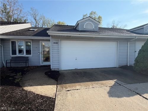 4648 Oak Point Rd, Lorain, OH, 44053-2032 | Card Image