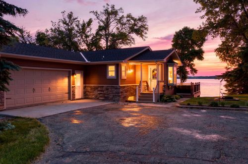 68348 215th St, Darwin, MN, 55324-6525 | Card Image