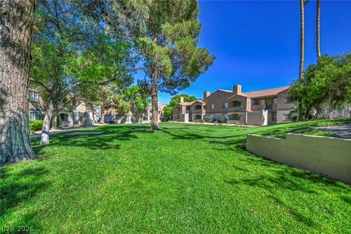 208-231 Mission Newport Ln, Las Vegas, NV, 89107-2784 | Card Image