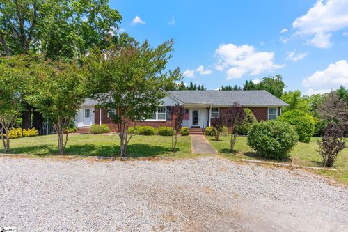 110 W Main Street, duncan, SC, 29334 | Card Image