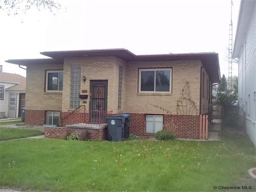 2-1814 E 17th St, Cheyenne, WY, 82001 | Card Image