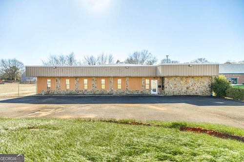 2002 Elberta Road, Warner Robins, GA, 31093 | Card Image