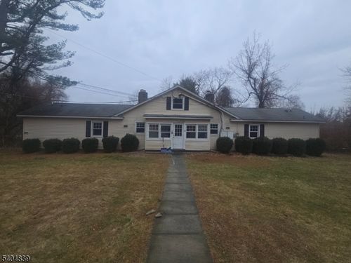 a-12 Mark Ln, Succasunna, NJ, 07876-1717 | Card Image