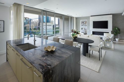 1039-2408 Victory Park Ln, Dallas, TX, 75219-7619 | Card Image