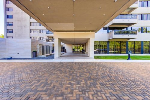 101-49 Briar Hollow Ln, Houston, TX, 77027-9307 | Card Image