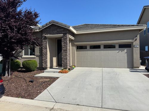 9653 Respect Dr, Sacramento, CA, 95829-6130 | Card Image