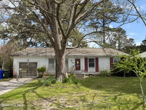 303 Sycamore Dr, Beaufort, NC, 28516-1524 | Card Image