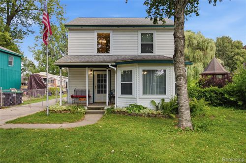 11163 Cape Cod St, Taylor, MI, 48180-6209 | Card Image